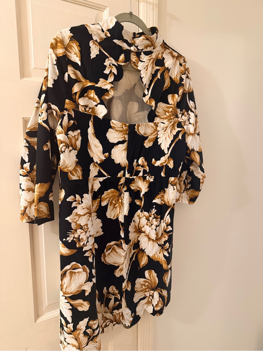 Maeve Anthropologie Black Floral Cutout Back Long Sleeve Dress - Picture 2 of 4